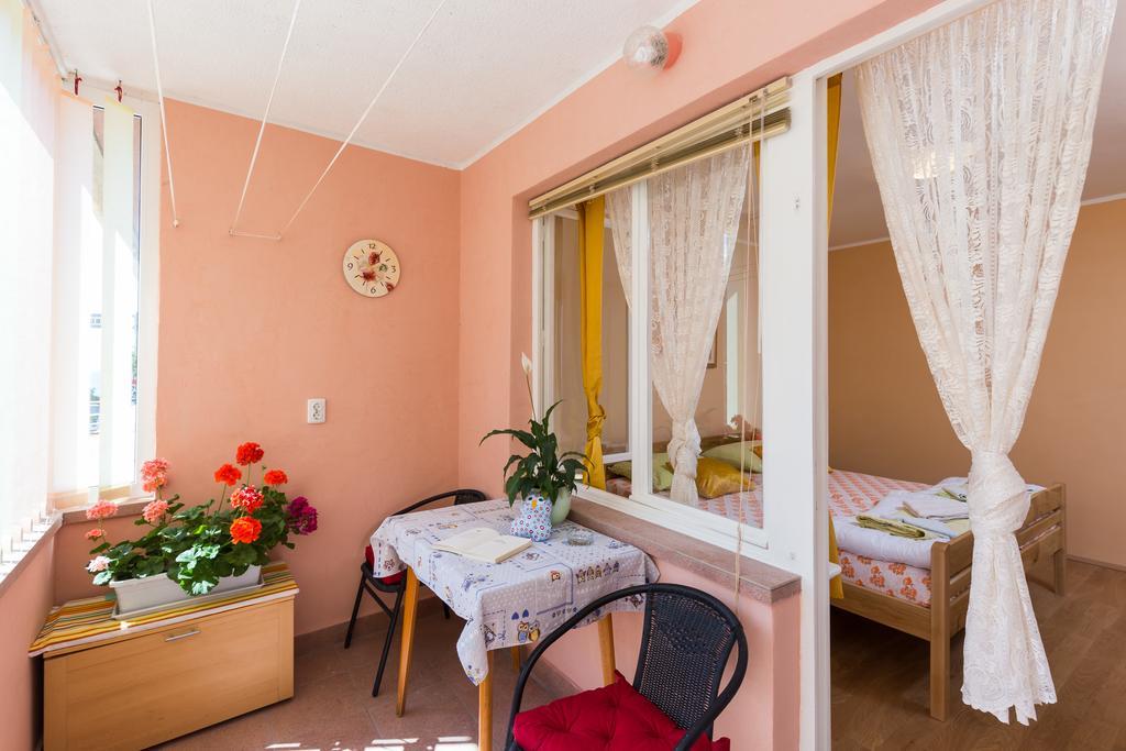 Apartamento Skoljarev